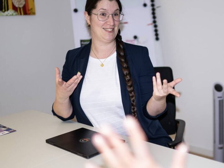 Selbsthilfegruppe gegen Burn-out in Neuss: „Ich habe meine Fähigkeiten angezweifelt und mich nutzlos gefühlt“