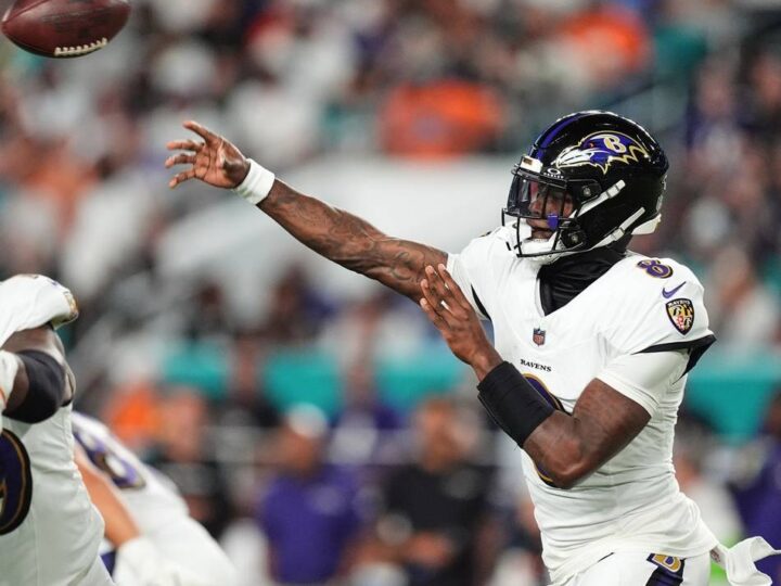 Ravens gewinnen in Miami: Jackson mit vier Touchdowns bei Comeback in der NFL