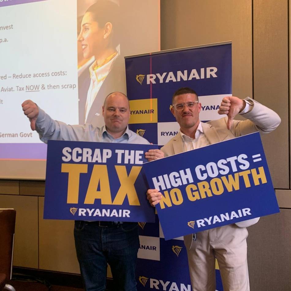 Iren wollen Druck bei Flughafenkosten machen: Das sind die Folgen der Ryanair-Kürzungen für den Airport Weeze