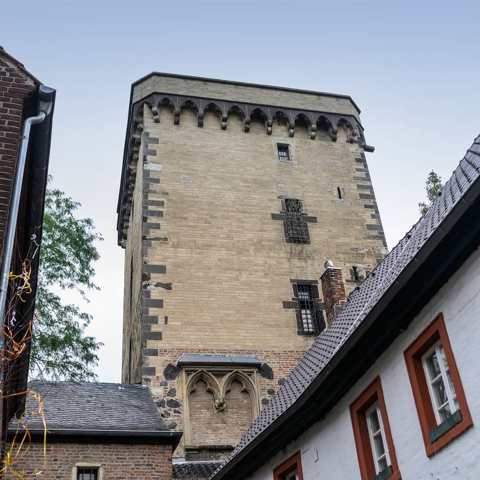 Programm in Dormagen: Führungen durch den Rheinturm in den Herbstferien