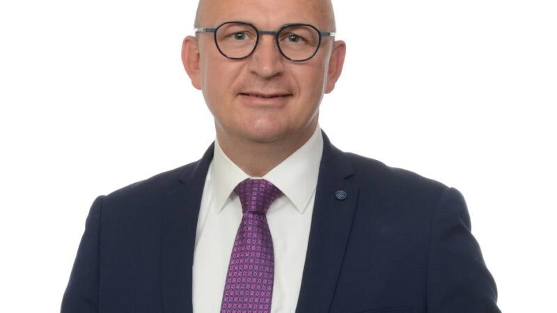 Wechsel an der Fraktionsspitze der FDP im Rhein-Kreis Neuss: Markus Schumacher neuer Chef der FDP-Kreistagsfraktion