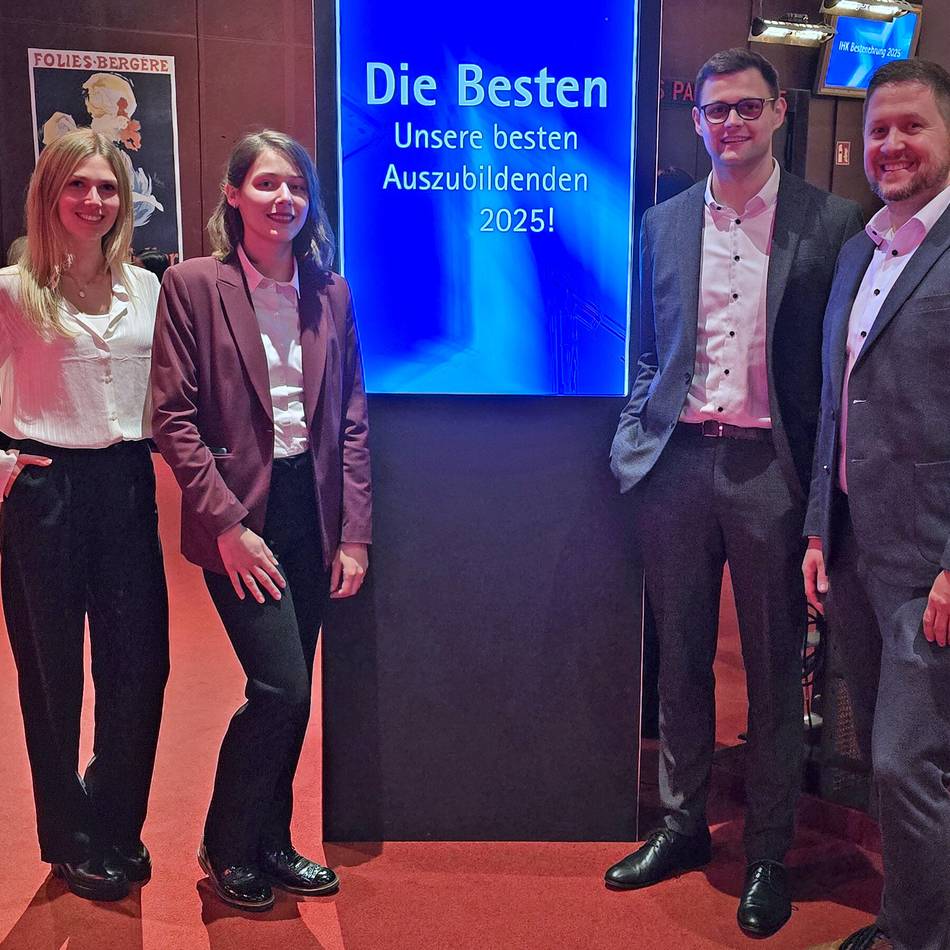 Industrie- und Handelskammer: Volksbank Oberberg stellt drei Prüfungsbeste aus den eigenen Reihen