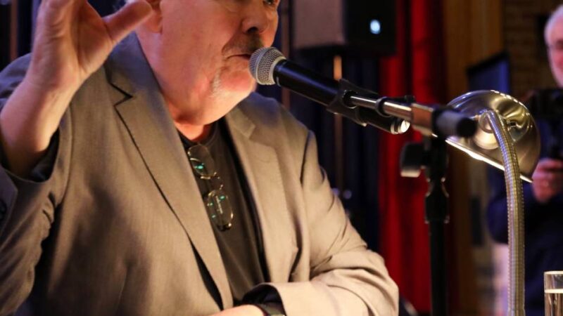 Veranstaltung im Hafen Xanten: Erwin Kohl liest im Pier5 aus seinem neuen Niederrhein-Krimi