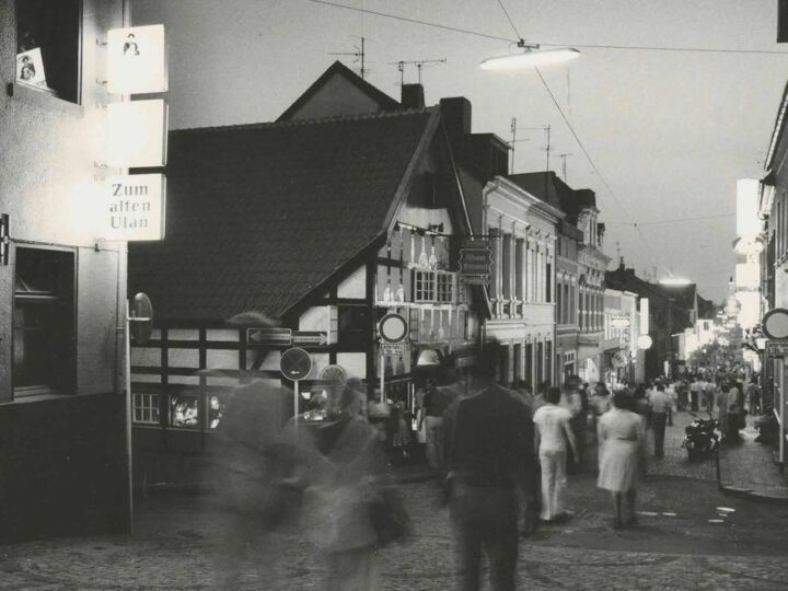 In den 1970ern in Mönchengladbach: Anwerbeversuch in der Altstadt – für Spionage, Sabotage und Zersetzung