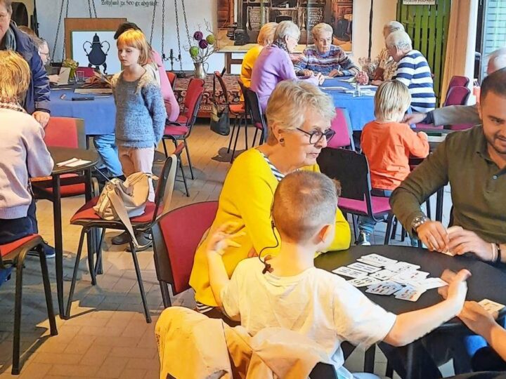 Veranstaltung: Spielen verbindet in Wülfrath Generationen