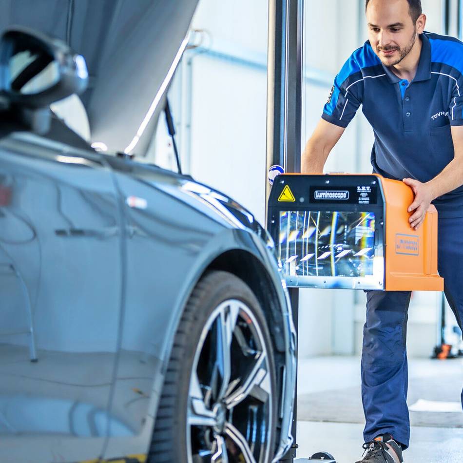 Tipps für den Herbst vom TÜV Geldern: Für Durchblick zwischen Laub und Licht