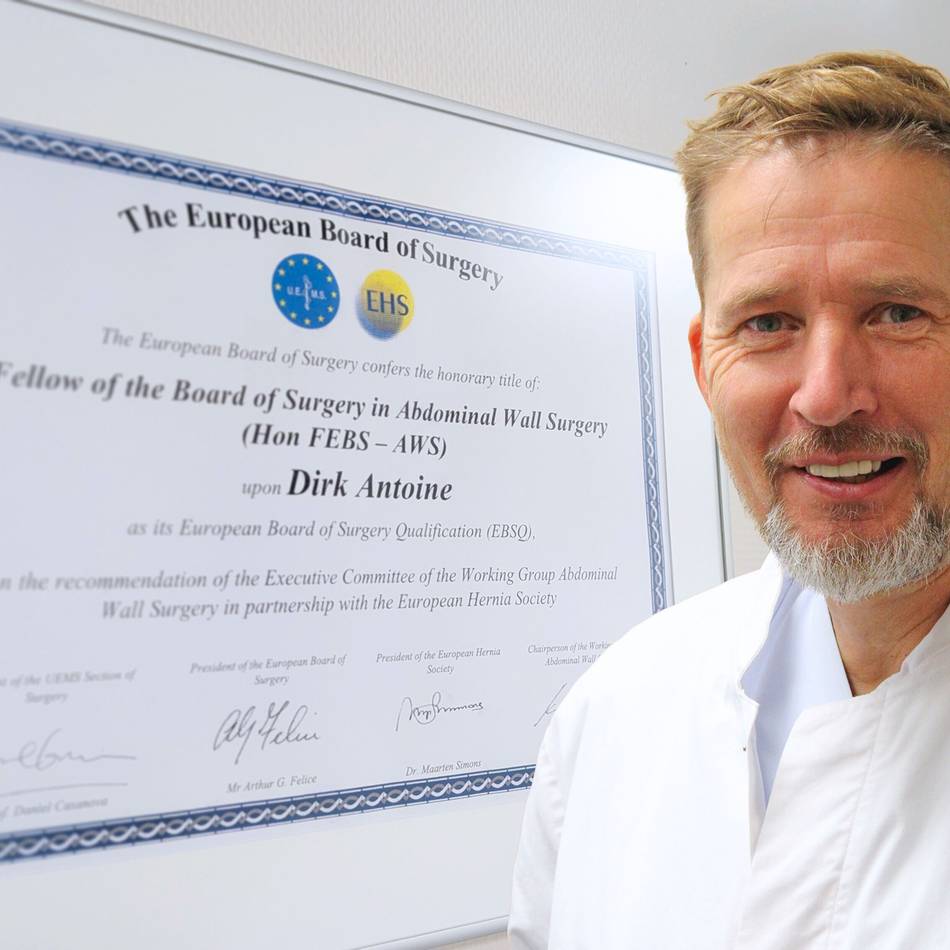 Klinikum Leverkusen: Ehrentitel für Leiter des Hernienzentrums