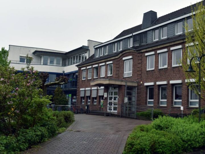 Politik in Rommerskirchen: Rathaus lehnt Ratssondersitzung ab