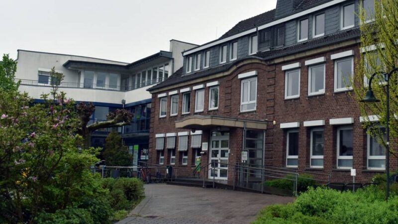 Politik in Rommerskirchen: Rathaus lehnt Ratssondersitzung ab