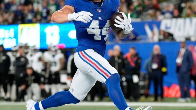 Skattebo mit drei Touchdowns: Giants überraschen Eagles zum zweiten Saisonsieg