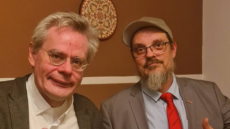 Politik in Dormagen: Die Linke und Die Partei machen gemeinsame Sache