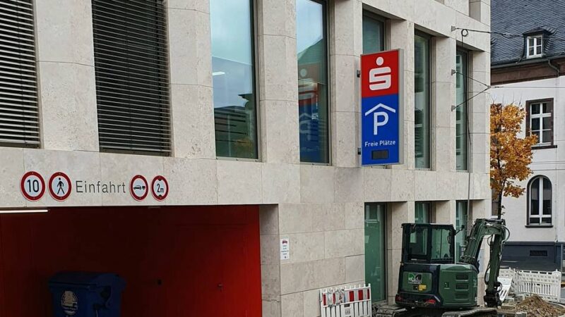 Endgültige Fertigstellung im November: Ende des Provisoriums – diese Arbeiten am Sparkassen-Neubau in Solingen laufen noch