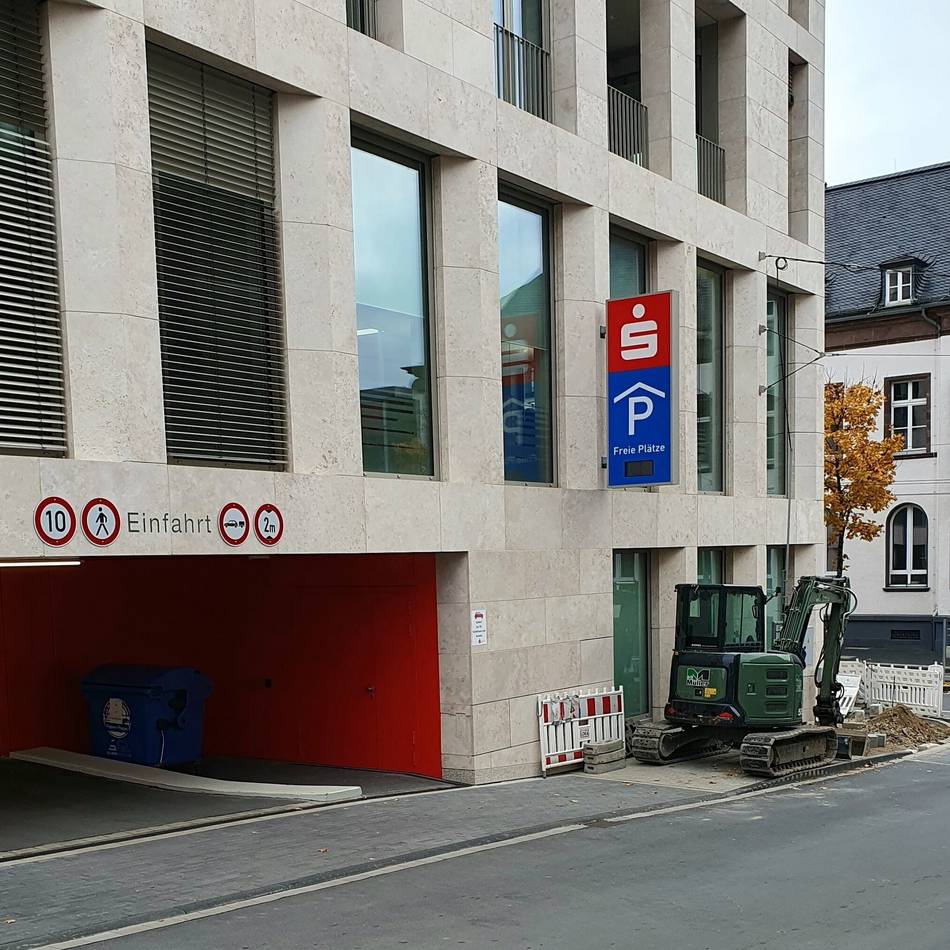 Endgültige Fertigstellung im November: Ende des Provisoriums – diese Arbeiten am Sparkassen-Neubau in Solingen laufen noch