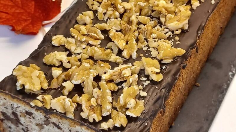 Kolumne Backen wir’s an!: Walnuss-Schokokuchen
