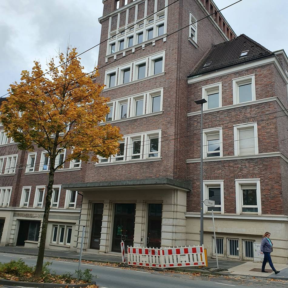 Denkmalgeschütztes Gebäude in Solingen: Altes AOK-Haus in der City – hier sollen später einmal Azubis wohnen