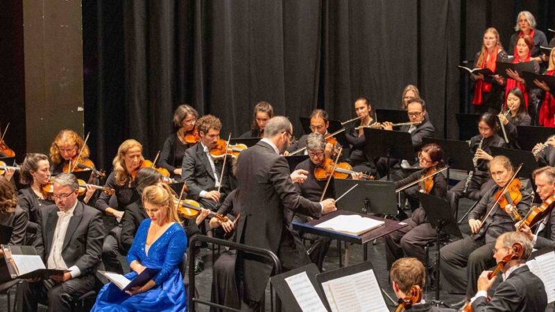 Konzert in Viersen: Glanzvoller Lobgesang in der Festhalle