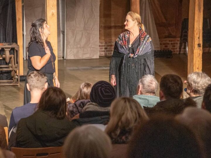 Theaterpremiere von „Bluthochzeit“ in Kaarst: „Ich bin unglaublich stolz auf mein Team“