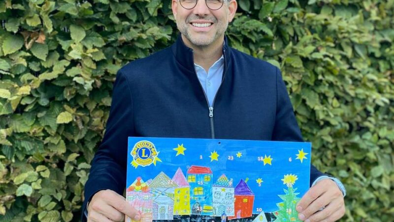 Aktion in Grevenbroich: Lions Club verkauft wieder Adventskalender für den guten Zweck