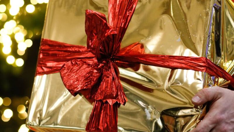 Spenden-Aufruf: Dormagener Gymnasium startet wieder Weihnachtspäckchen-Aktion