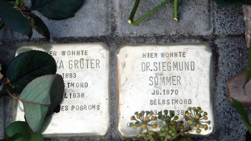 Besondere Stadtführung durch Hilden: Stolpersteinrundgang für Jugendliche