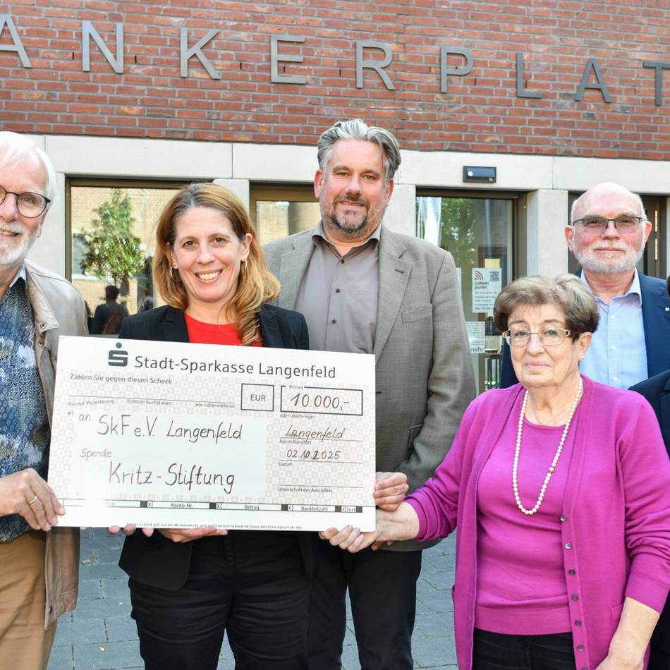 Übergabe in Langenfeld: 10.000 Euro aus der Kritz-Stiftung für den SkF