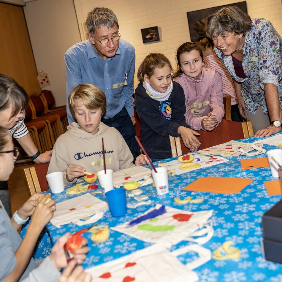 Neues Format in Osterather Kirche: Erfolgreicher Start von „Kirche kunterbunt“ in Osterath