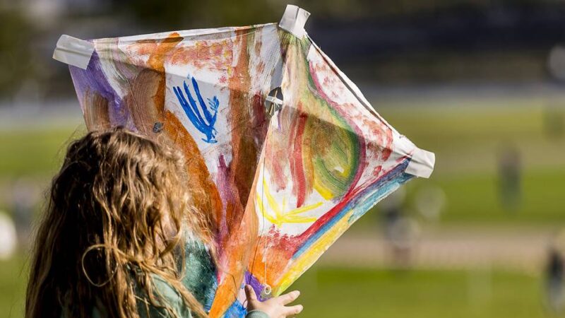 Freizeit in Düsseldorf: Tipps für die Herbstferien – Musik produzieren, Drachen basteln, schwimmen lernen