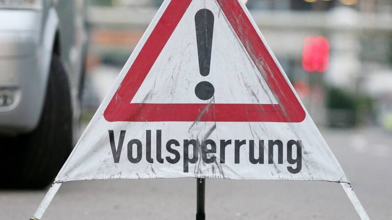 Von der Wöhlerstraße Richtung Köln: Vollsperrung der Zufahrt auf den Europaring