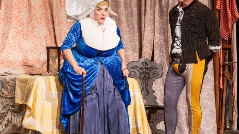 Theater in Erkelenz: Eine Komödie als echter Anarcho-Spaß