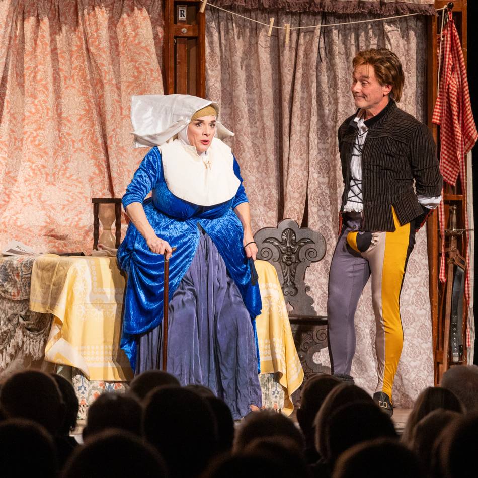 Theater in Erkelenz: Eine Komödie als echter Anarcho-Spaß