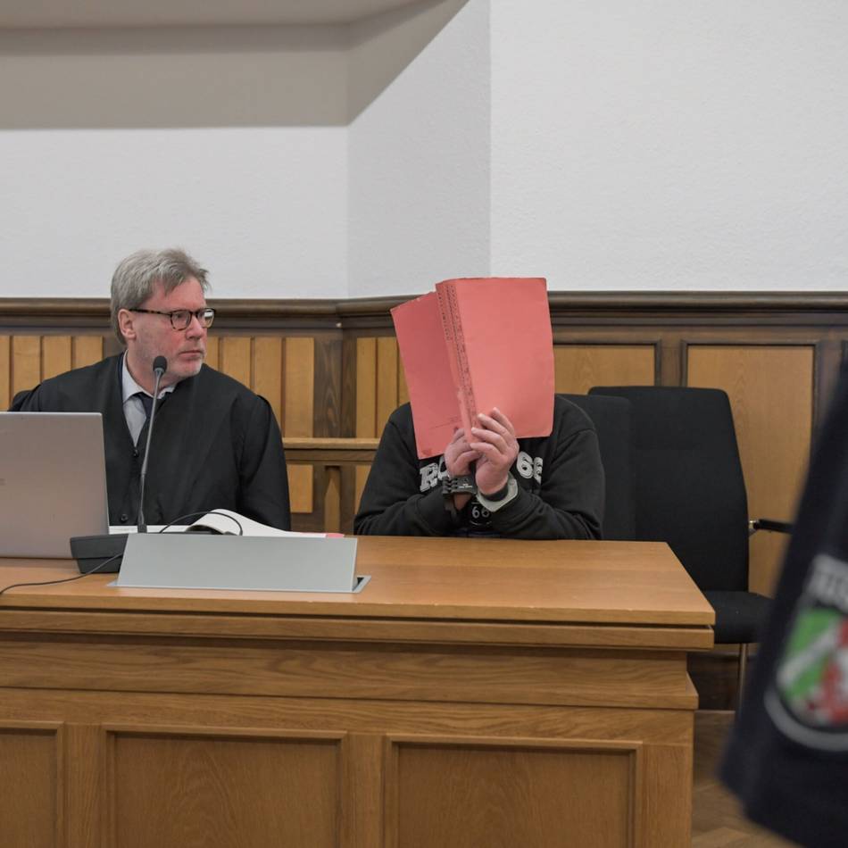 Prozess in Kleve: Großvater gesteht sexuellen Missbrauch von fünf Enkeln und weiteren Kindern