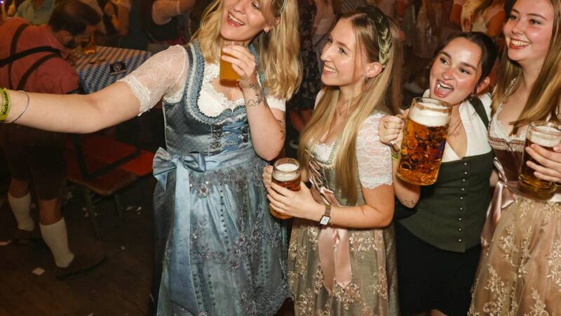 Von Freitag bis Sonntag: Kuckum feiert Oktoberfest