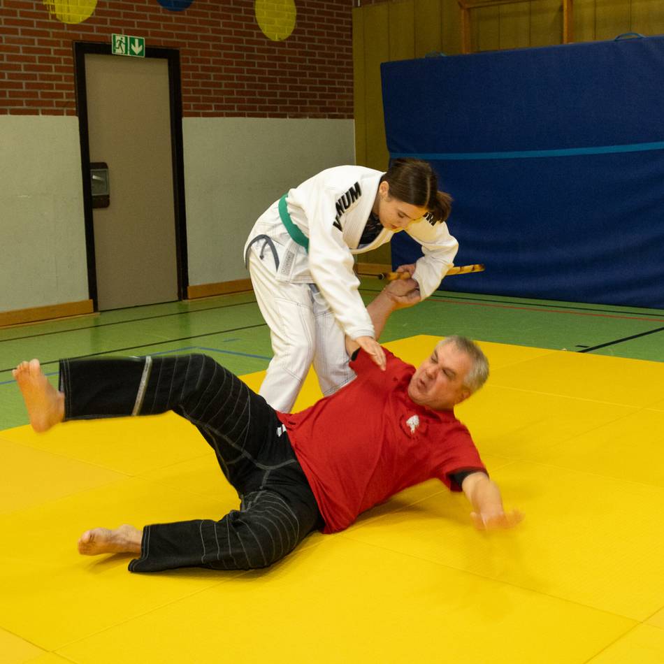 Budo-Club in Erkelenz: Mit Selbstvertrauen gegen die Angst – Wie Frauen lernen, sich zu behaupten