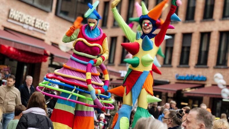 „Drei Jahre Monheim Mitte“: Monheim feiert drei Jahre neue Stadtmitte