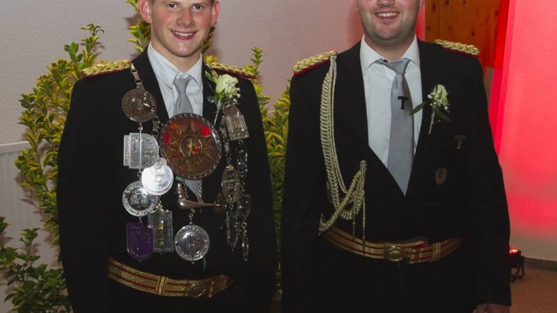 St.-Antonius-Gilde Kevelaer: König Fynn Toonen rockt den Gala-Ball