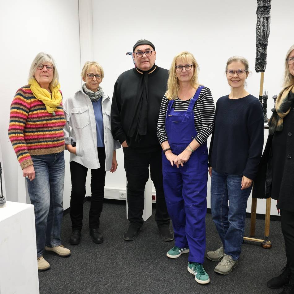 Kunst statt Geburtstagsfeier in Grevenbroich: Franzen zeigt Workshop-Werke in Gemeinschaftsschau