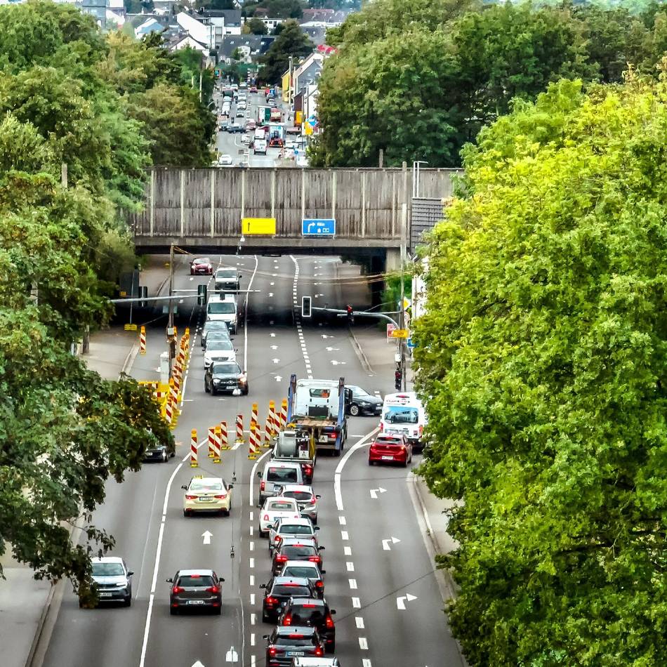 Aktuelle Pendlerstatistik: Männlich, mobil, unter 45 – so sieht der Solinger „Normalpendler“ aus