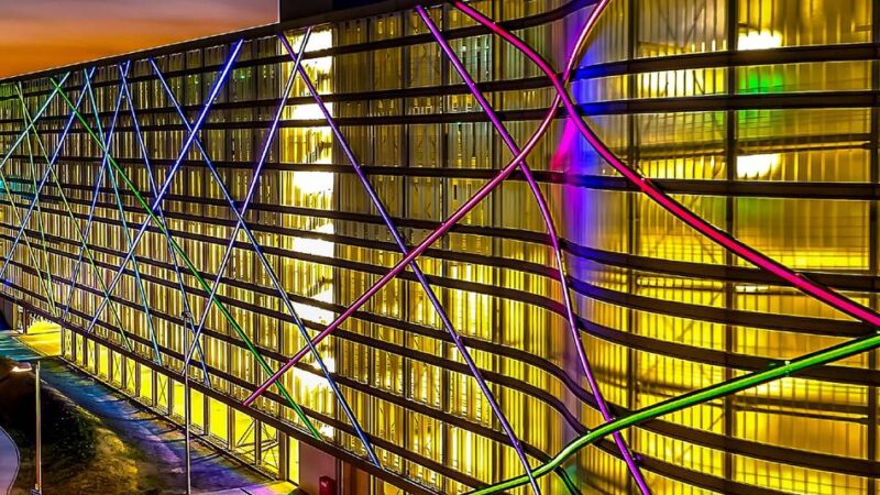 Am K714-Parkhaus: Polizei stoppt Tuner-Treffen in Monheim