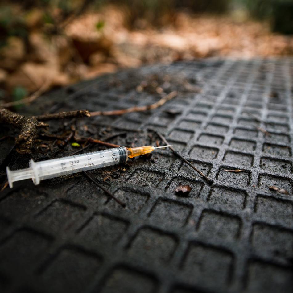 Kontrollen an mehreren Orten in Grevenbroich: Polizei nimmt mutmaßliche Drogendealer fest