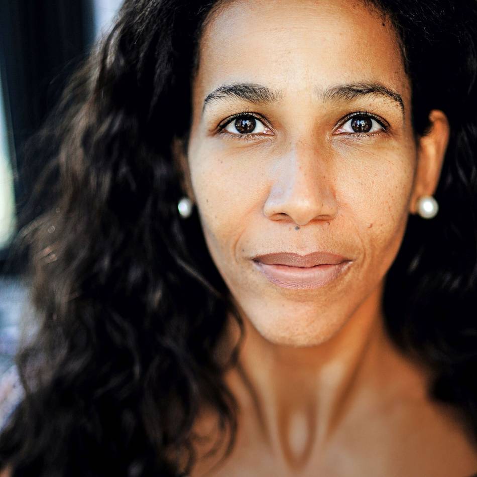 Dunkle Familiengeschichte: Enkelin eines KZ-Kommandanten – Jennifer Teege liest in Moers