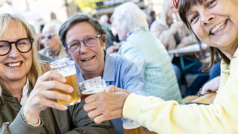 Saisonabschluss auf dem Freithof: Feierabend für den Neusser Feierabendmarkt