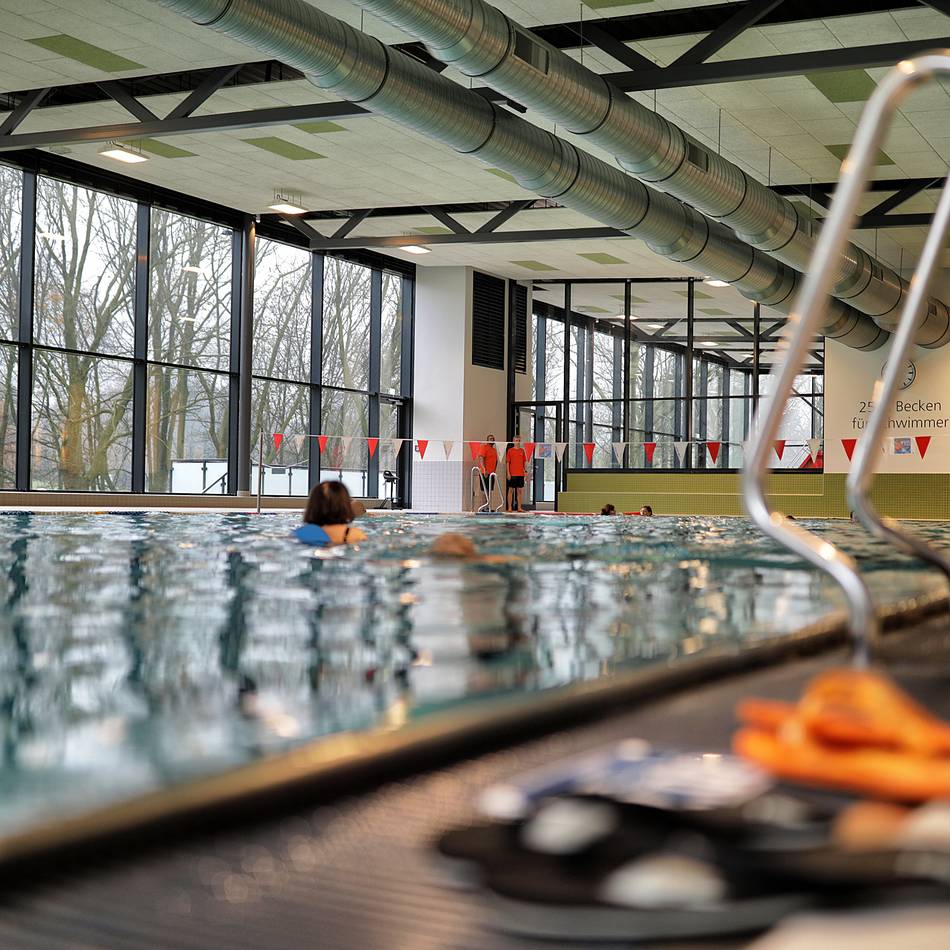 Hallenbad Vogelsang: Hallenbad-Wasser zu kalt – Stadt Solingen weist Vorwürfe von Behinderten zurück