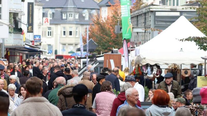 Ratsentscheid am 27. Oktober in Leverkusen: Einzelhandel wirbt eindringlich für Kaufsonntage 2026