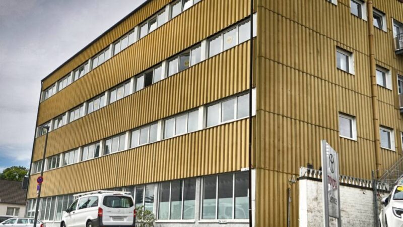 Diakonie und Stadt haben einen Mietvertrag unterschrieben: Die Tafel zieht um an die Oetzbachstraße