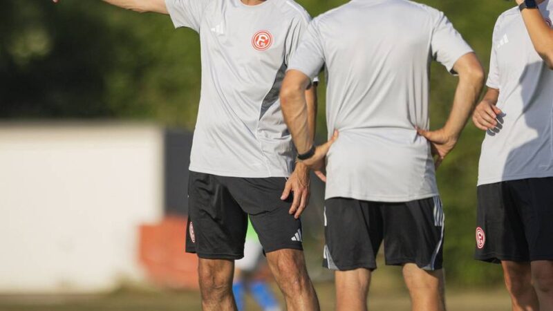 „Wirklich sehr gut“, aber „zu viele Niederlagen“: Fortunas U23-Trainer Langeneke zieht gemischte Bilanz vor Köln-Derby