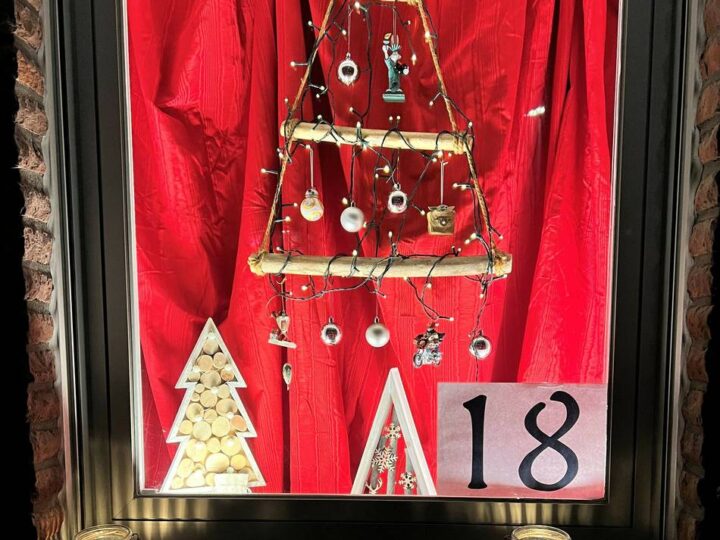 Lebendiger Adventskalender in Kaarst: Nachbarn laden zu besonderen Adventsmomenten ein