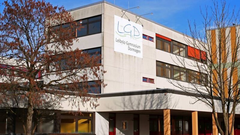 Bildung in Dormagen: Informationsabend für Eltern von Viertklässlern