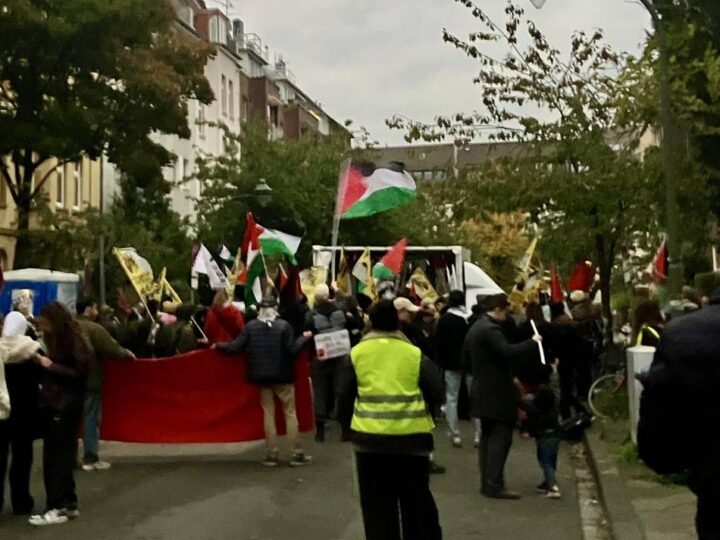 Polizei Düsseldorf: 26 Strafanzeigen bei Anti-Israel-Demo – Jüdische Gemeinde spricht von „beispiellosem Fall“