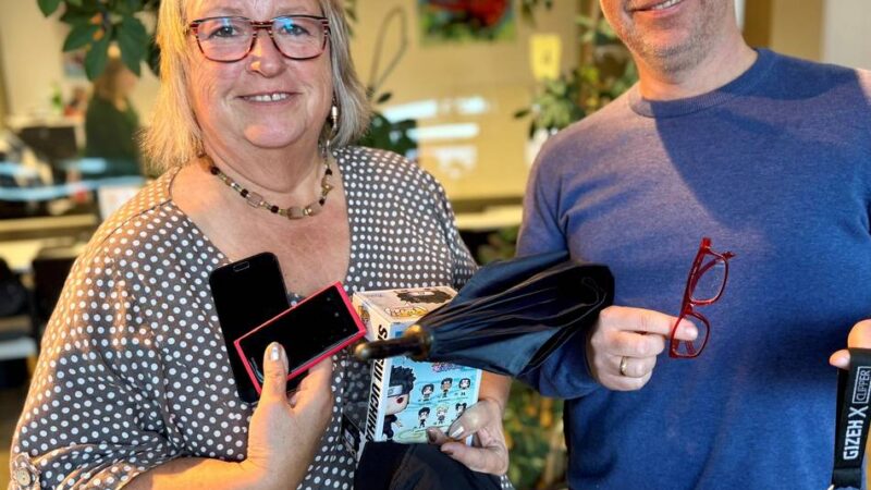 So arbeitet das Fundbüro in Wermelskirchen: „Wenn jemand etwas Verlorenes wiederfindet, geht mir das Herz auf“