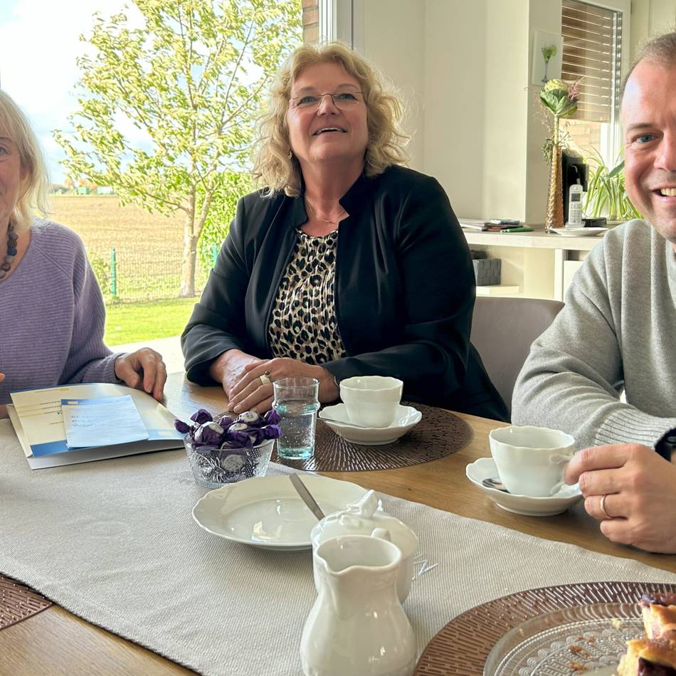 Angebot der Stadt Willich: Seniorenlotsin berät ältere Menschen